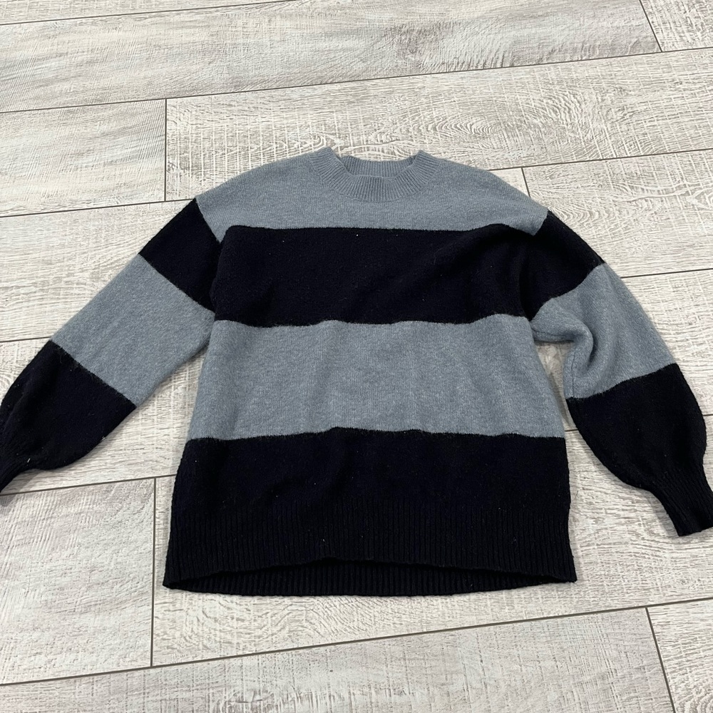h & m stripped sweater